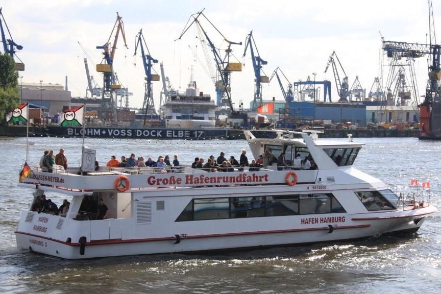 Hamburg: 1-Hour Harbor Cruise - Altona and HafenCity cruise terminals
