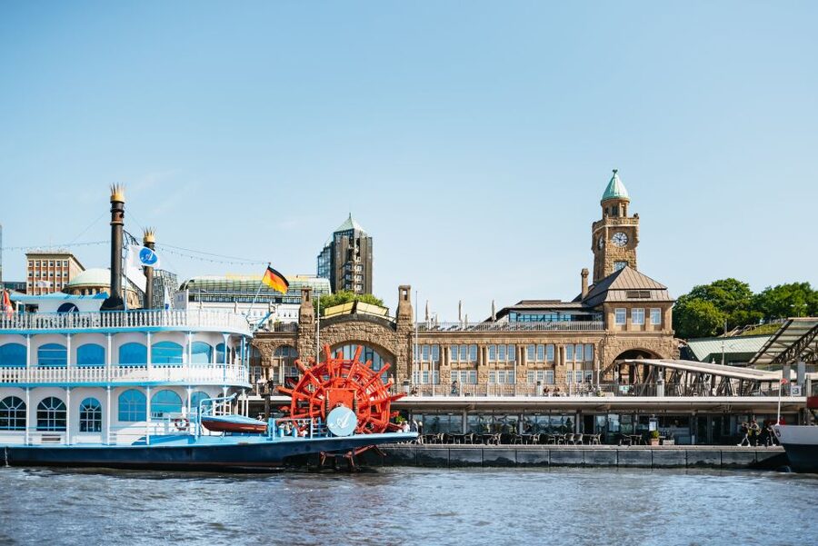Hamburg: 1-Hour Harbor Sightseeing Cruise with HafenCity - Why Hamburg’s harbor is worth an hour