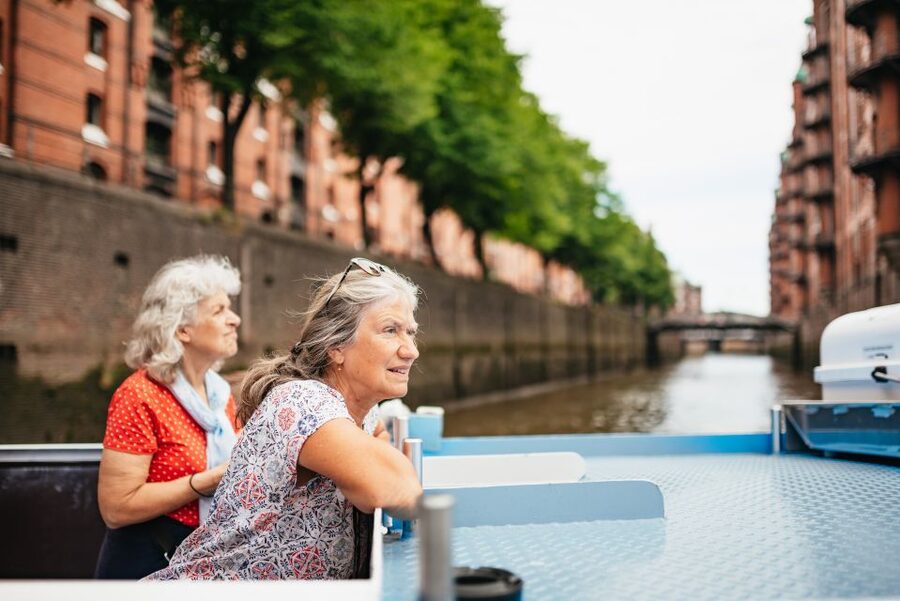 Hamburg: 2-Hour XXL Port of Hamburg Cruise Tour - The Elbphilharmonie from the water