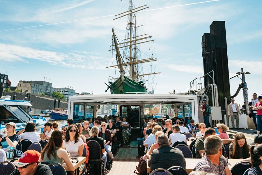 Hamburg: 2-Hour XXL Port of Hamburg Cruise Tour - HafenCity, locks, and the working port