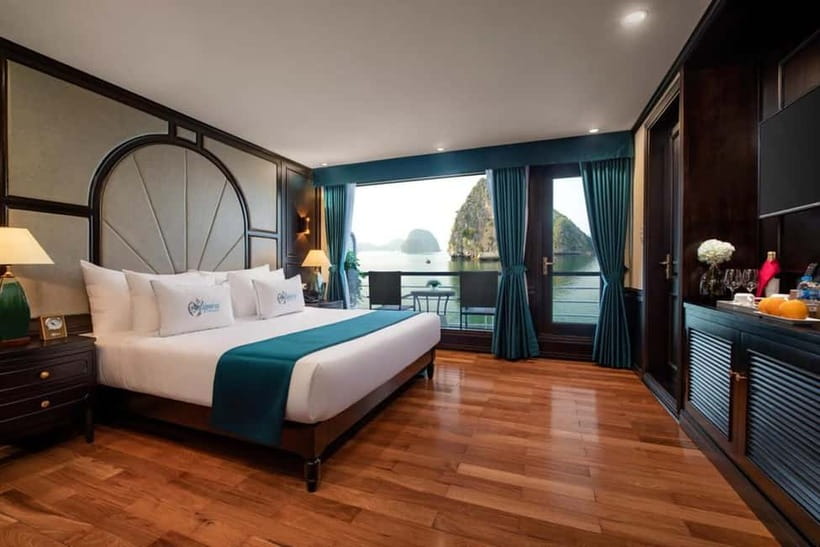 Hanoi: 3-Day Ninh Binh Trip and Ha Long Bay 5-Star Cruise - Kayaking, caves, and the afternoon on board