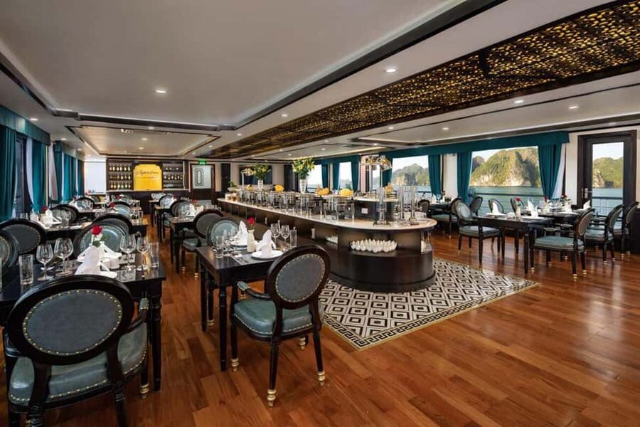 Hanoi: Aspira 5★ Overnight Cruise w/ Balcony & Free Transfer - Dark and Light Cave by kayak or bamboo boat
