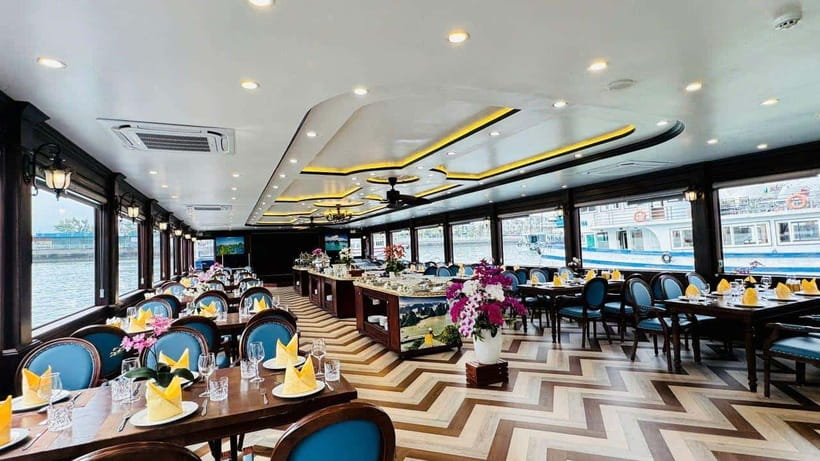 Hanoi: Ha Long Bay Day Trip - Luxury Cruise & Buffet Lunch - Sunset snacks and the ride back