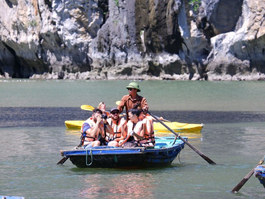 Hanoi: Islands & Caves Ha Long Cruise with Lunch & Kayaking - What the return journey feels like