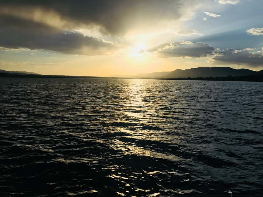 Hartbeespoort: 2-Hour Dam Cruise with South African Food - Music, service, and the social mood onboard