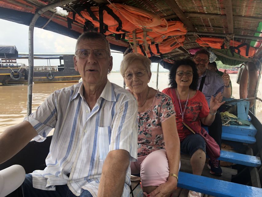 HCM: Mekong Delta Islands Boat & Tuk-Tuk Tour with Tastings - Lunch in Ben Tre Province