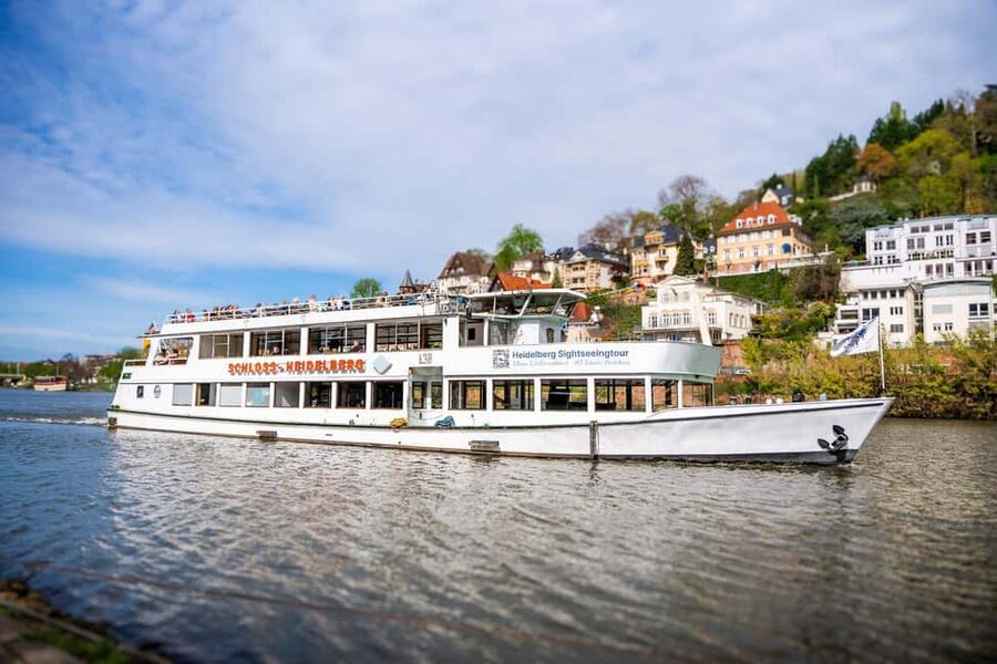 Heidelberg: Neckar River Sightseeing Boat Tour with Drink - Boarding at Neckarstaden 25