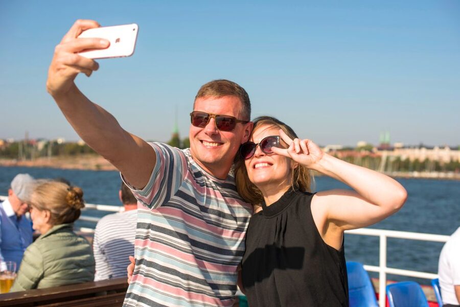 Helsinki Archipelago: Sightseeing Boat Tour - Why Helsinki is best understood from the harbor