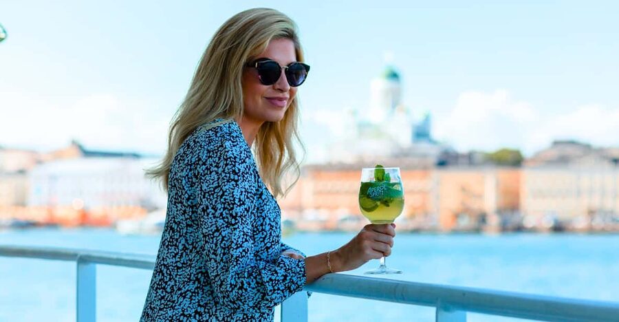 Helsinki: Evening Archipelago Cruise - Suomenlinna from the water