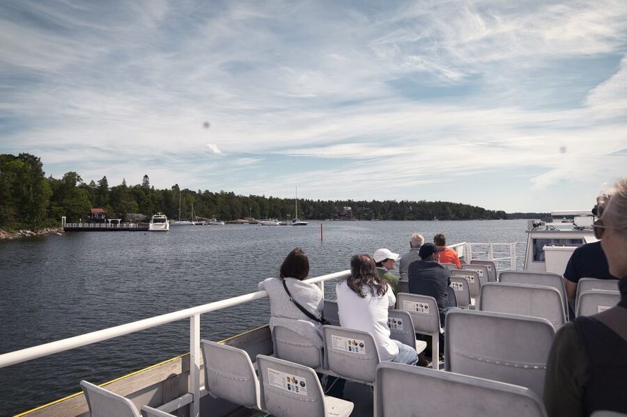 Helsinki: Sightseeing Canal Cruise with Audio Commentary - The Degerö Canal is the route’s quiet highlight
