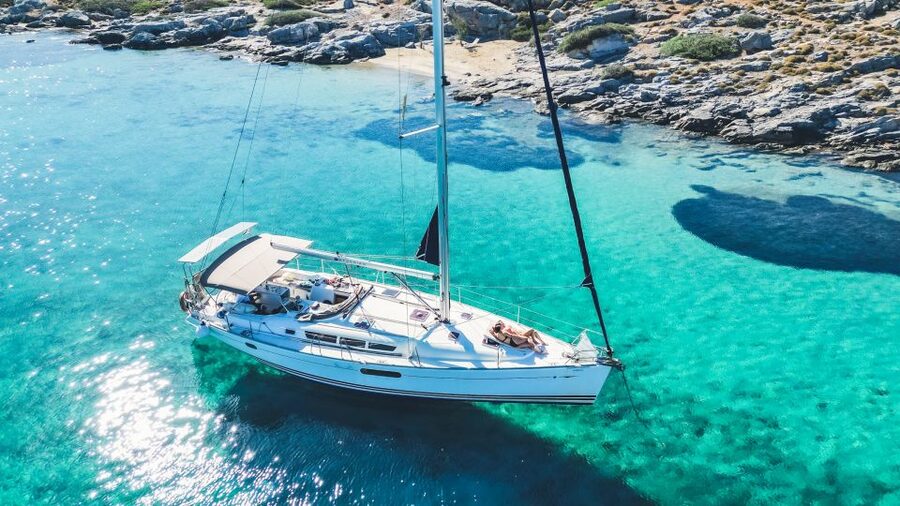 Heraklion: Dia Island Sailboat Cruise with Swimming and Meal - Dia Island’s protected bay