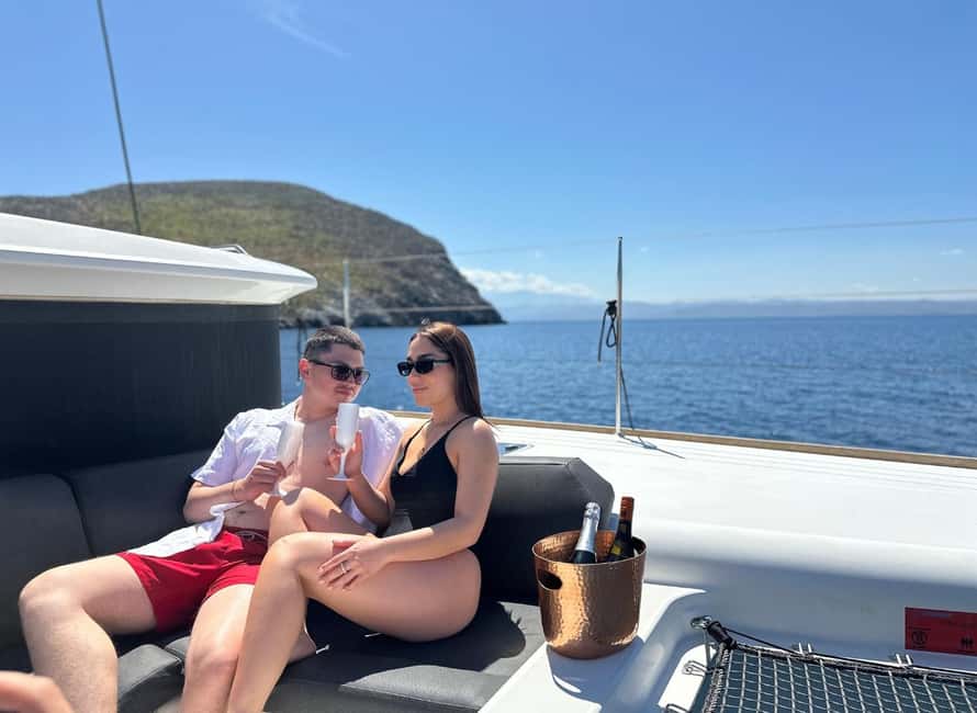 Heraklion Luxury Sailing Catamaran Dia Island | Gourmet Menu - The crew and the small details