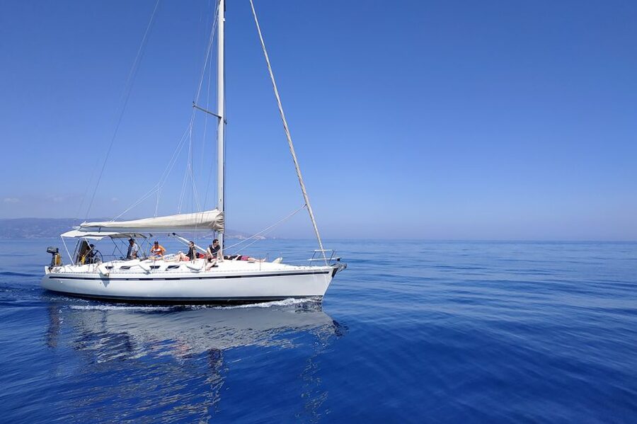 Heraklion: Small-Group Sailing Trip to Dia Island with Lunch - Swimming, snorkeling, and paddleboarding in the cove