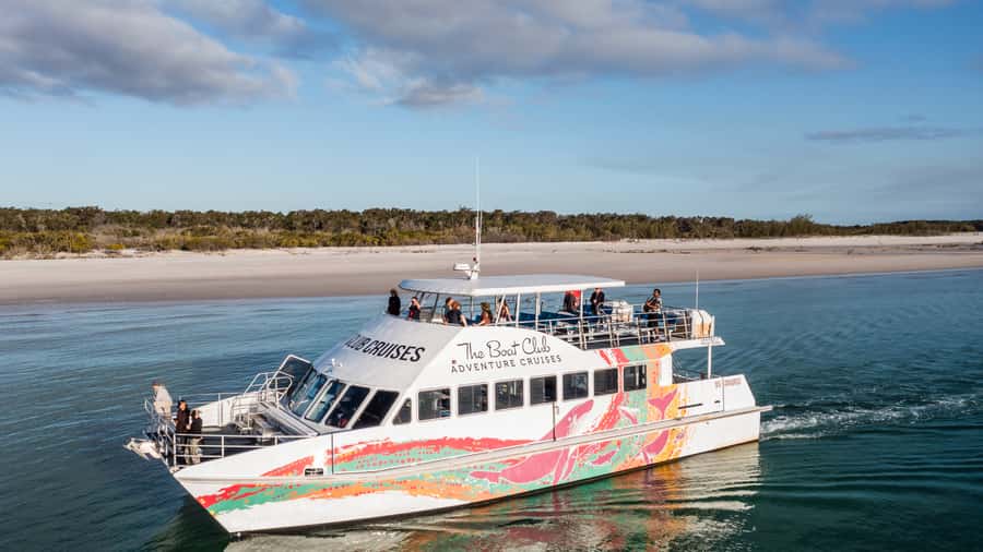 Hervey Bay: Sunset Cruise to Great Sandy Marine Park - Commentary from captains who know the bay
