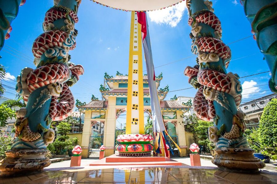 Ho Chi Minh City: Mekong Delta Full-Day Speedboat Tour - Lunch with elephant ear fish and lemongrass chicken