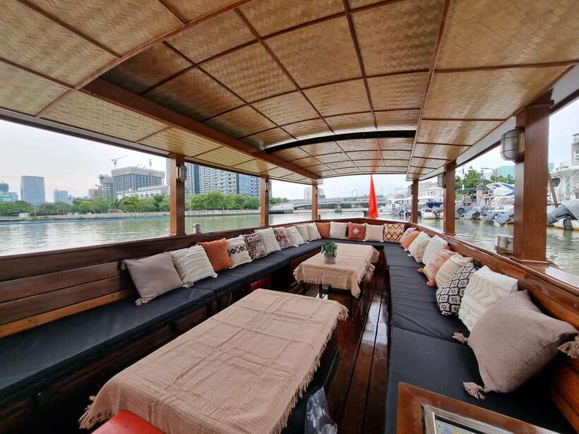Ho Chi Minh City: Saigon River Boutique Cruise - Daylight or night cruise: which is better?
