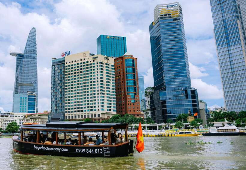Ho Chi Minh City: Saigon River Boutique Cruise - The first city views: Hotel Majestic and Nguyen Hue
