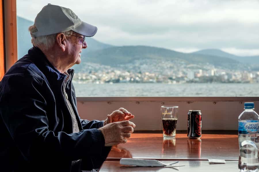 Hobart: Historic Lunch Cruise - Crossing the Derwent to Bellerive