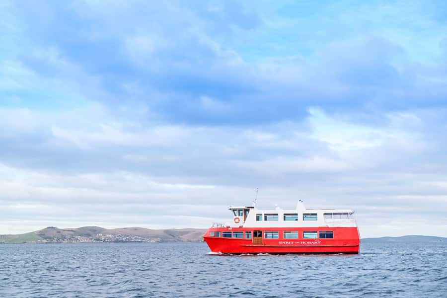 Hobart: Historic Lunch Cruise - What the commentary adds