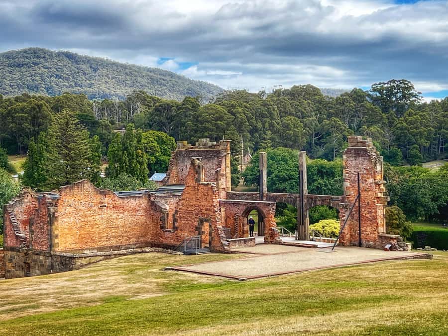 Hobart: Port Arthur & Tasman Park Full-Day Trip with Cruise - Saturdays at Salamanca Market