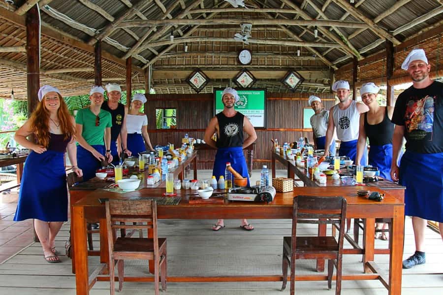 Hoi An: Bay Mau Cooking Class w/ Market & Basket Boat Option - The cooking lesson: four dishes, not just a demonstration