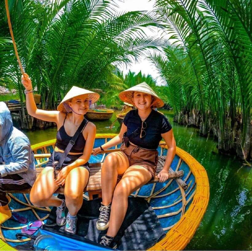 Hoi An: Coconut Basket Boat Ride by Hangcoconut - Paddling through the coconut-palm waterways