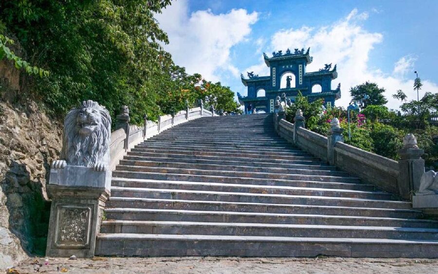 Hoi An/Da Nang: Snorkelling & Island-Hopping Speedboat Tour - Guides who make the day easier