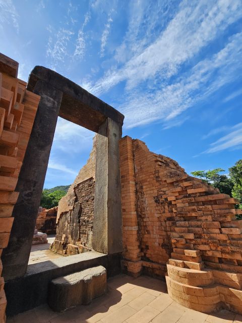 Hoi An: My Son Sanctuary & Sunset River Cruise BBQ or Banhmi - What the guide adds to the experience