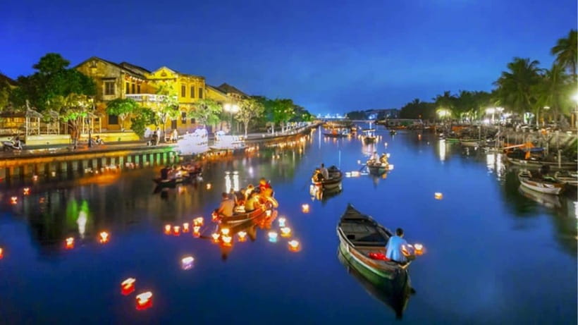 Hoi An: River Lantern Boat Experience with Free 5G eSIM - Herbal tea and the small extras