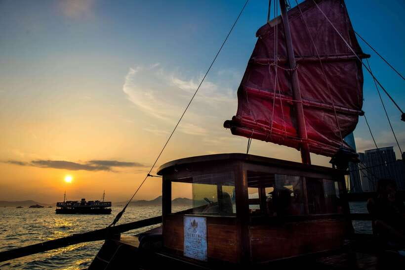 Hong Kong: Dukling, Antique Boat Tour in Victoria Harbour - The Dukling experience at a glance