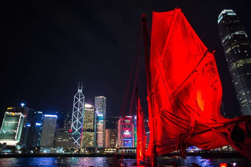 Hong Kong: Dukling, Antique Boat Tour in Victoria Harbour - Commentary, history, and the floating museum
