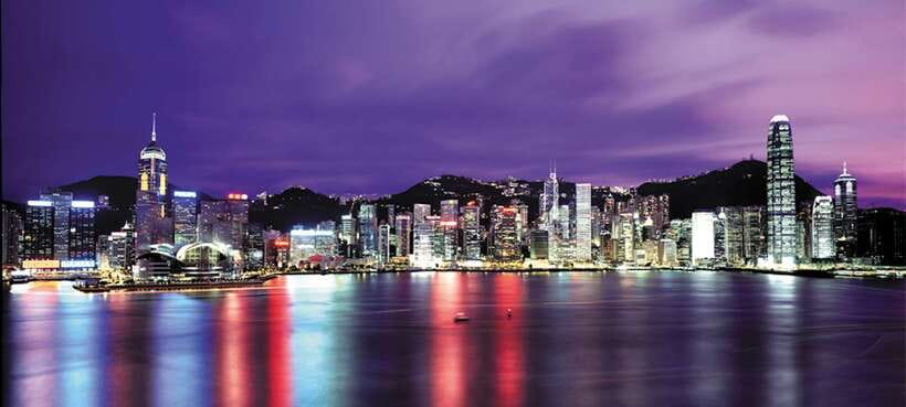 Hong Kong: Victoria Harbor Symphony Unlimited Drink Cruise - Watching the Symphony of Lights From the Harbour