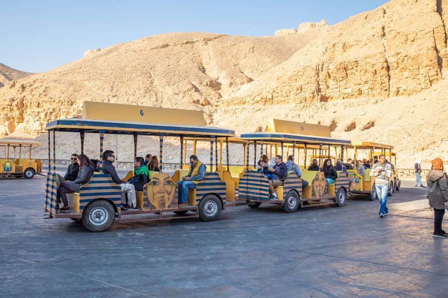 Hurghada: 2-Day Luxor Tour with Hotel, Balloon, & Boat Ride - Meals, language, and guide quality