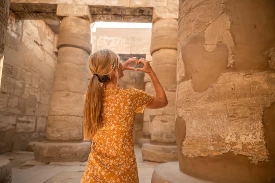 Hurghada: 2-Day Luxor Tour with Hotel, Balloon, & Boat Ride - Luxor Temple and Karnak on day one