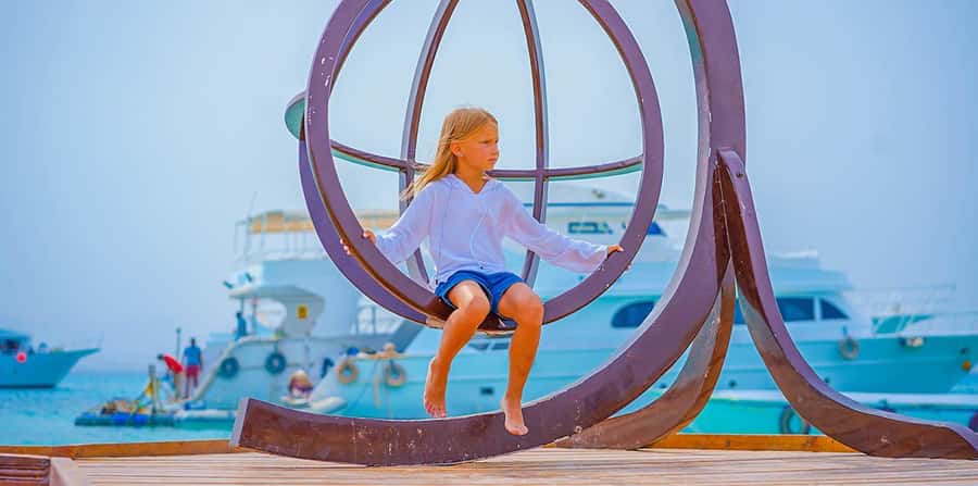 Hurghada: Hula Hula Island Boat Trip with Snorkeling & Lunch - Who Should Book This Trip?