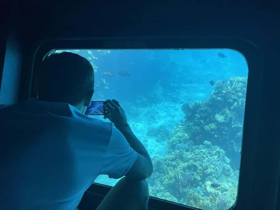 Hurghada: Royal Seascope Submarine Cruise with Snorkel Stop - Who should book this experience?