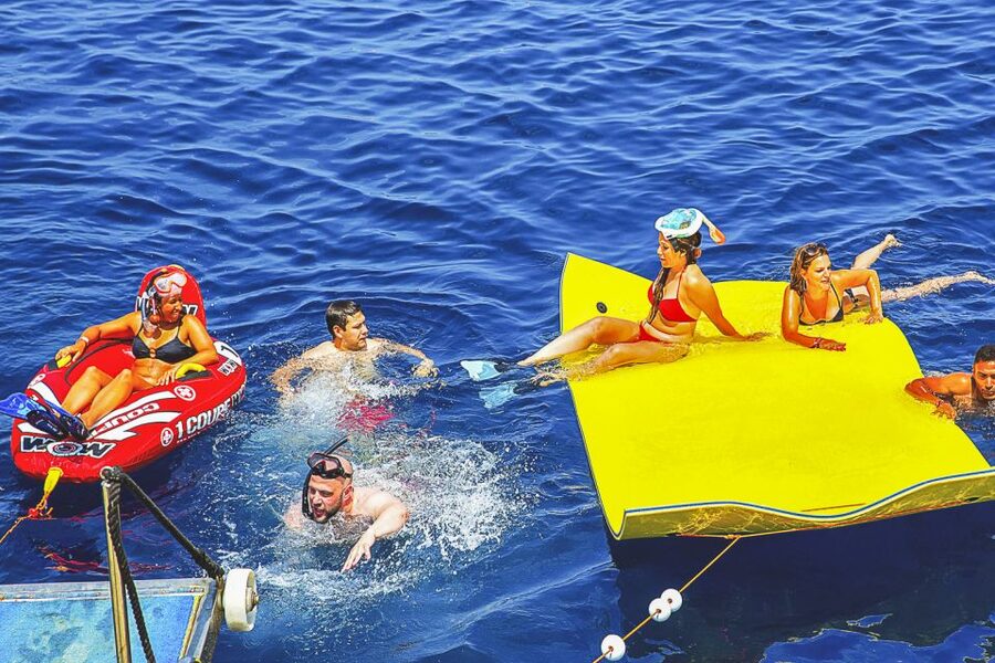 Ibiza: Beach Hopping Cruise w/ Paddleboard, Food, & Drinks - Food, snacks, and the included drinks