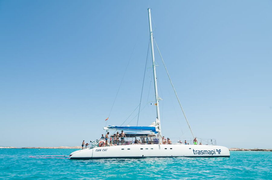 Ibiza: Catamaran Cruise to Formentera with Meal and Drinks - What the $108 price really includes