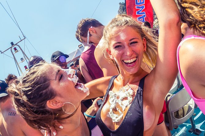 Ibiza Ocean Club Boat Party with 3 Hours Premium Drinks and DJ - Drinks and food: included, but not luxury service