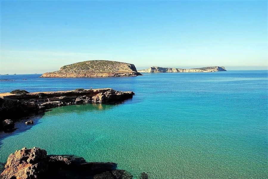 Ibiza: Snorkeling and SUP Paddle, Beach and Cave Boat Tour - Snorkeling, SUP, and the limits of the underwater views