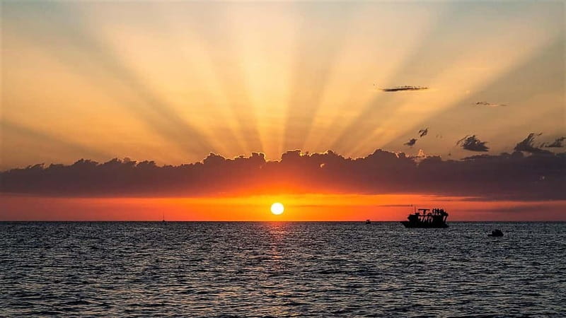 Ibiza: Snorkeling, Sunset Beach and Cave Boat Trip - What the three-hour Ibiza boat trip is really like