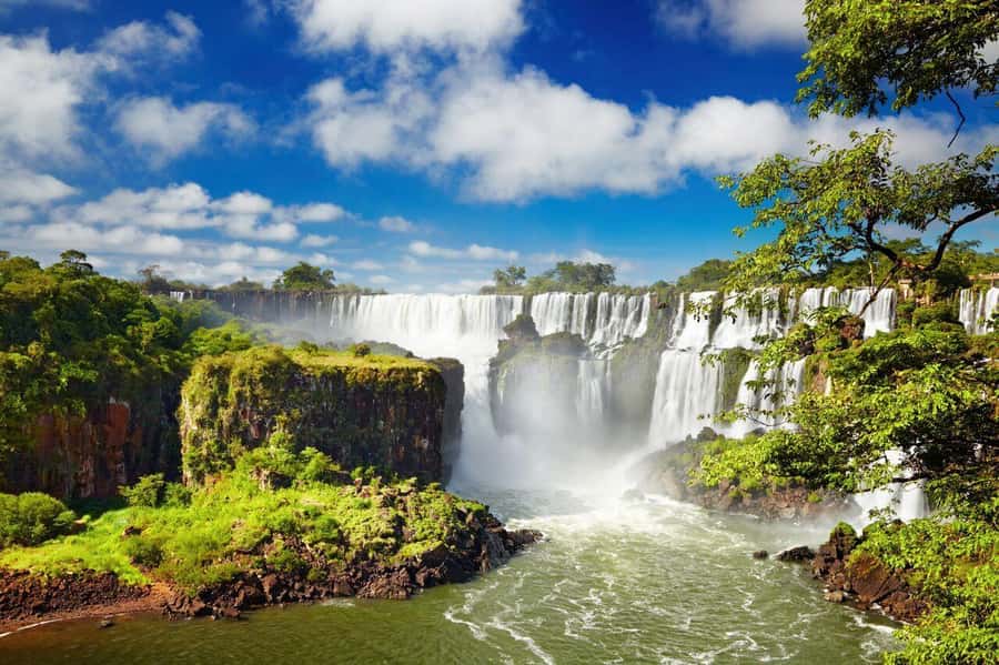 Iguazu Falls: Gran Aventura Boat and Argentinian Falls Tour - Who should book this Iguazu Falls tour?