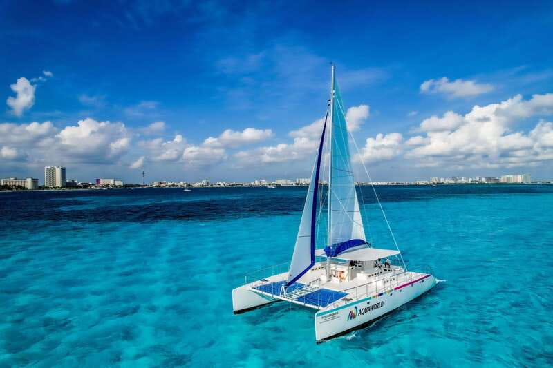 Isla Mujeres: Catamaran with Open Bar, Snorkeling and Lunch - Quick takeaways before you book