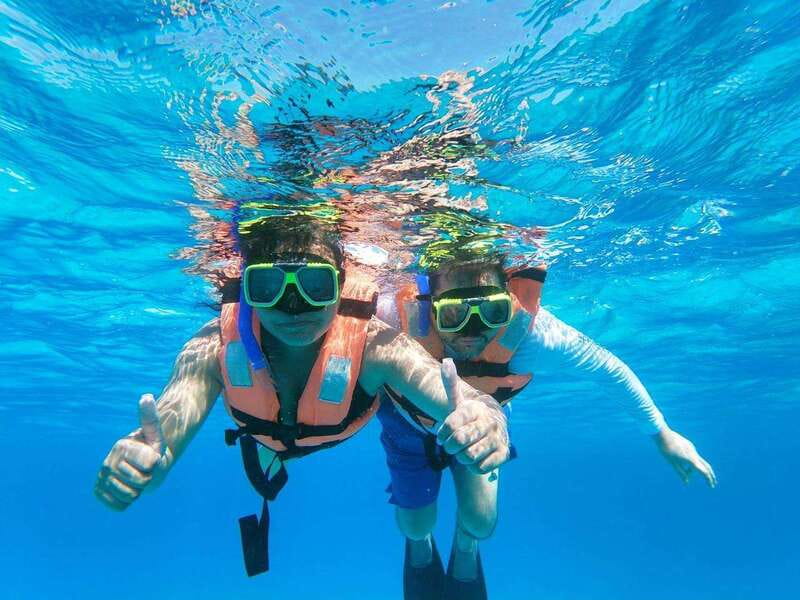 Isla Mujeres: Catamaran with Open Bar, Snorkeling and Lunch - Leaving Cancun by catamaran