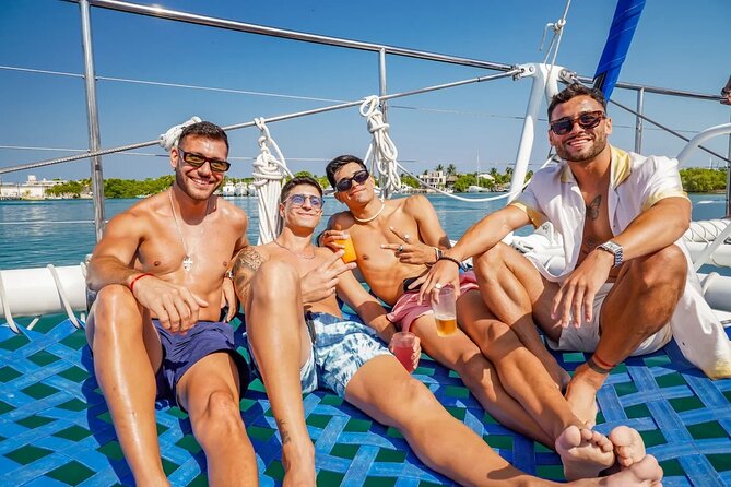 Isla Mujeres Cruise with Beach Club, Snorkel, Lunch and Open Bar - Isla Mujeres downtown and your three hours