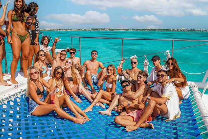 Isla Mujeres Cruise with Beach Club, Snorkel, Lunch and Open Bar - Getting from Cancun to Marina Las Perlas