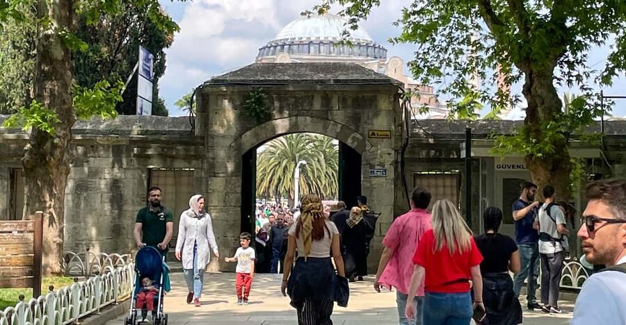 Istanbul: Basilica, Hagia Sophia, Blue Mosque Tour & Cruise - Why this Istanbul tour works well for first-time visitors