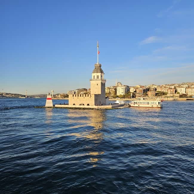 Istanbul Bosphorus: 3-Hour Day Cruise's with Asian Side Stop - Guides, comfort, and what is included
