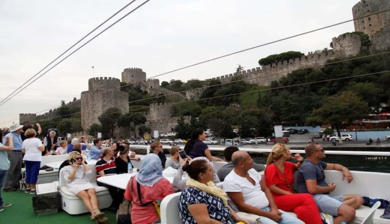 Istanbul: Bosphorus Cruise, Golden Horn, & Pierre Loti Hill - Eyüp Sultan Mosque and the story of Abu Ayyub