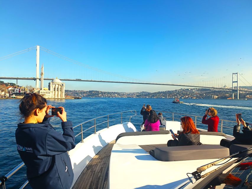 Istanbul: Bosphorus Cruise with Stopover on the Asian Side - Boarding at Dolmabahce Mosque